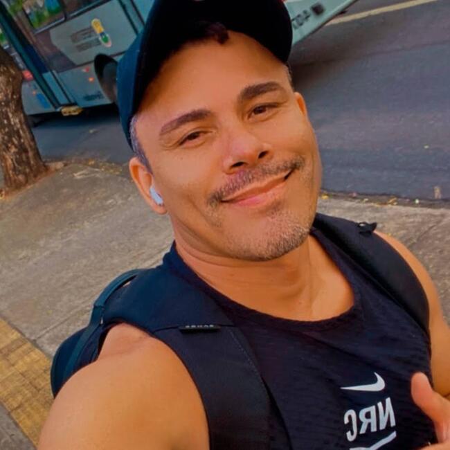 Emprego de babá em Guarapari: Nelio Vieira Alves