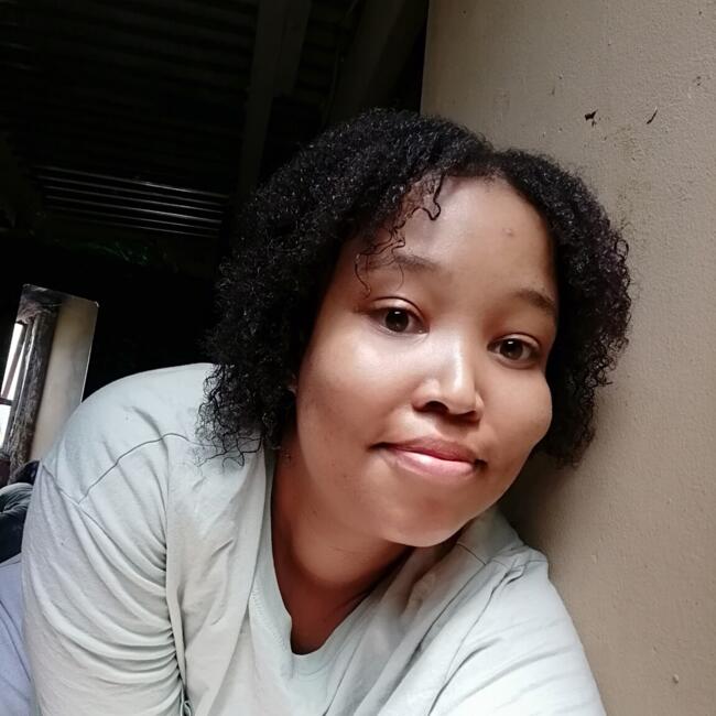 Babysitter in Loerieheuwel: Veronica Esmarelda