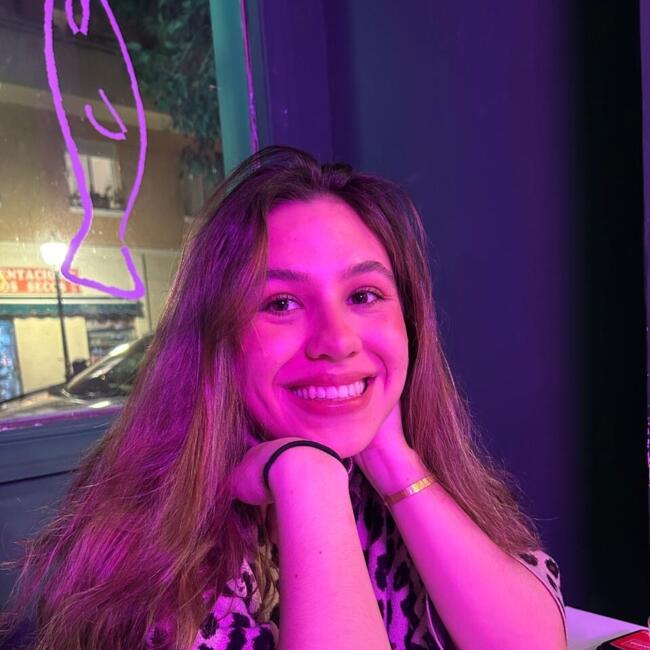 Babysitter in Madrid: Sofia