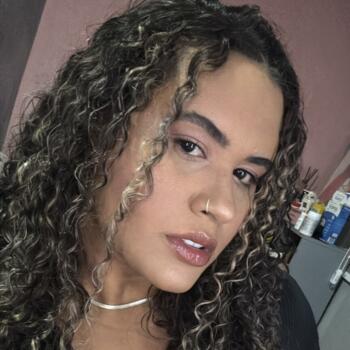 Babá em Rondonópolis: Thaís