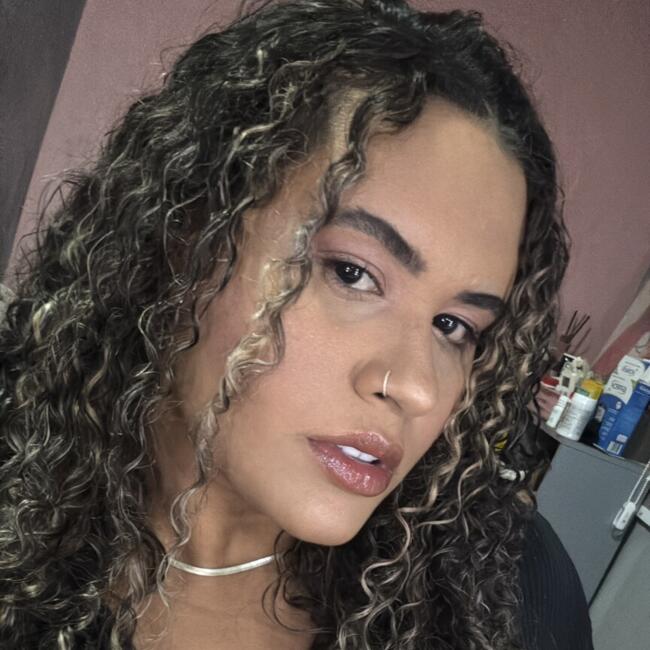 Babysitter in Rondonópolis: Thaís