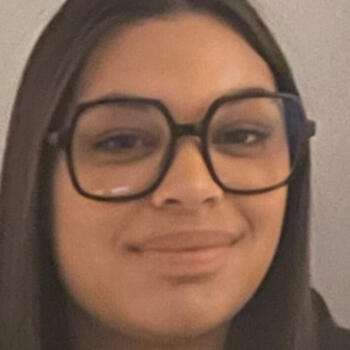 Babysitter in Boussy-Saint-Antoine: Noa