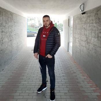 Niñera en Esch-sur-Alzette: Adin