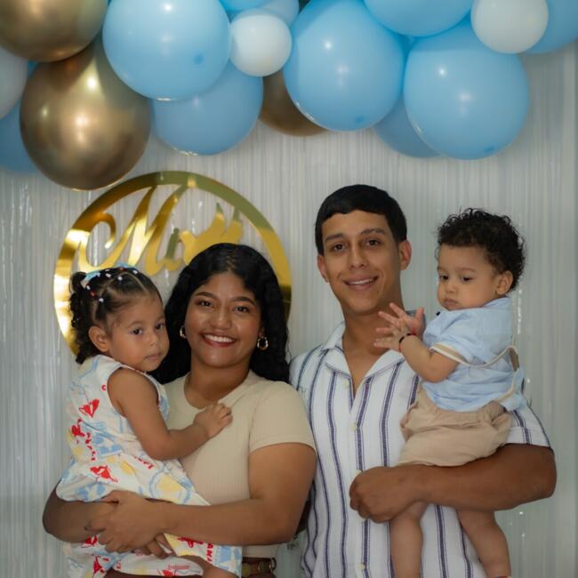 Trabajo para niñera en Bello: Laura