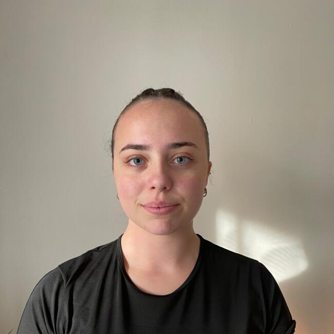 Babysitter in Monteux: Lizzy