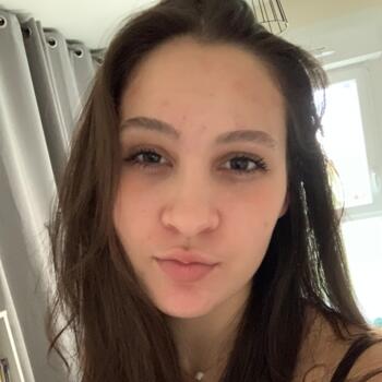 Babysitter in Grézieu-la-Varenne: Dalia