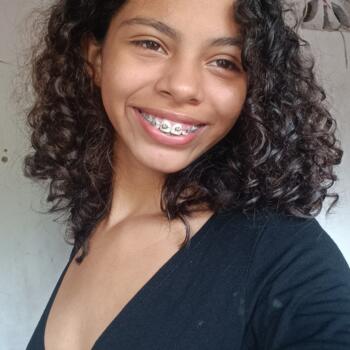 Babá em Pindoretama: Kleyciane