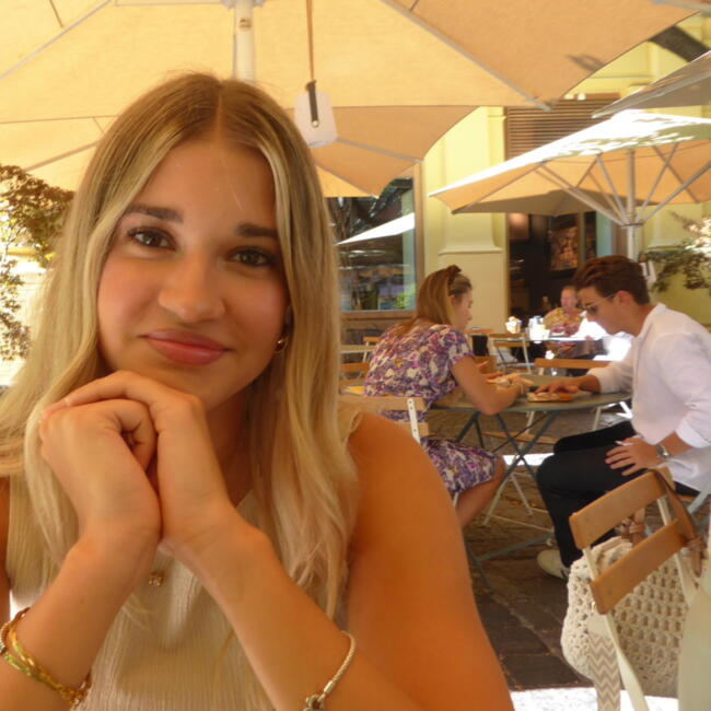 Babysitter in Wien: Tita