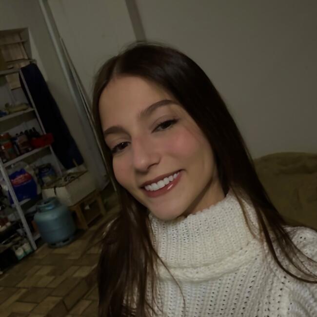 Babá em Caçapava: Manuela