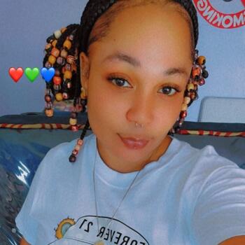 Babysitter in May Pen: Shericka