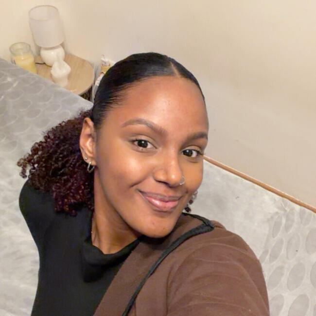 Babysitter em Setúbal: Amanda