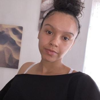 Babysitter in London: Finishia