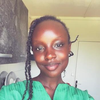 Babysitter Freneuse: Aby