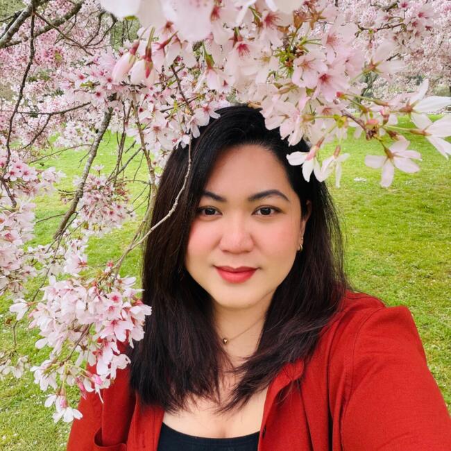 Babysitter in Hamilton: Natsumi