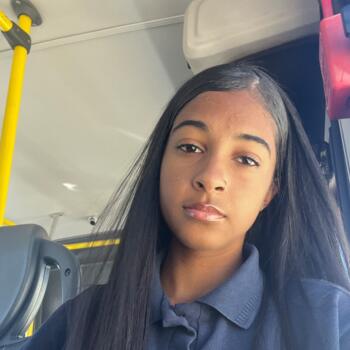 Babysitter in Brasília: Geovanna