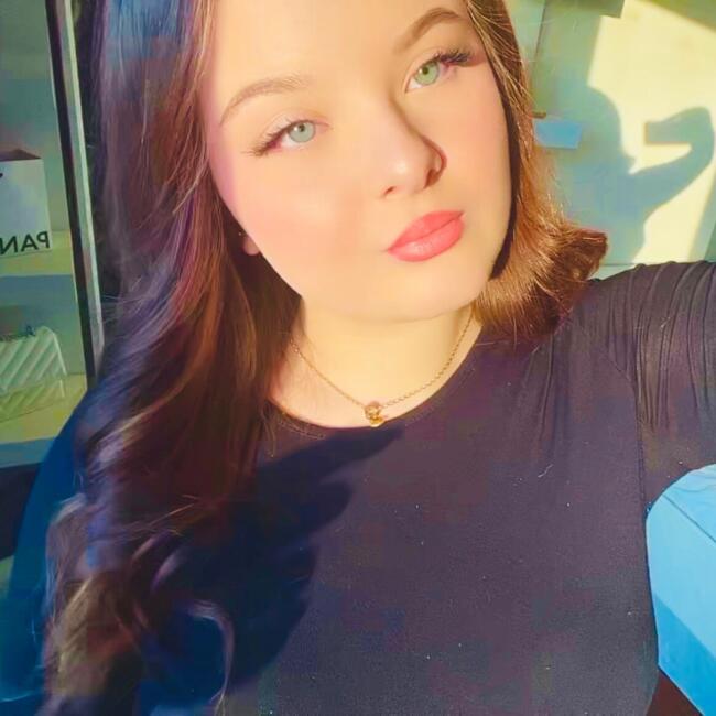 Babysitter in Saint-Georges-sur-Meuse: Maeva