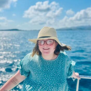 Babysitter em Invercargill: Hannah