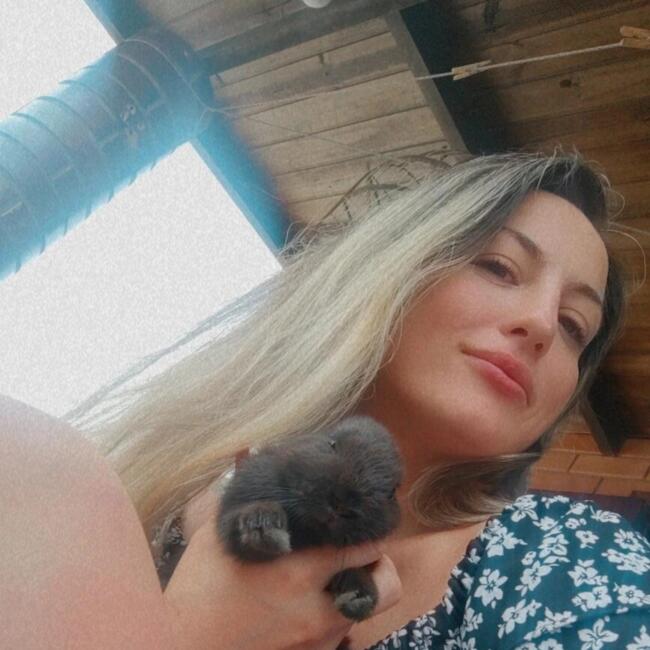 Babysitter in Criciúma: Mileide