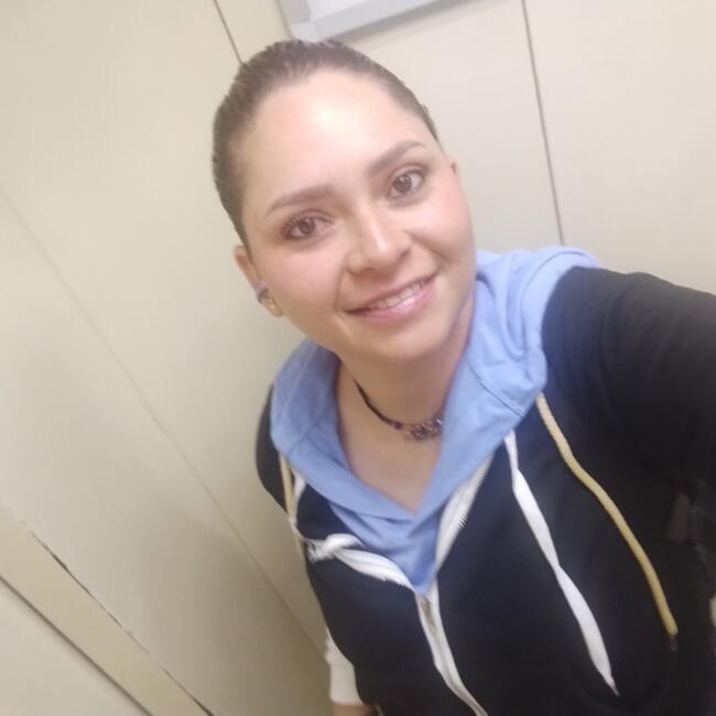 Babysitter in Medellín: Saira