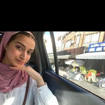 جليسة أطفال مراكش: Leila