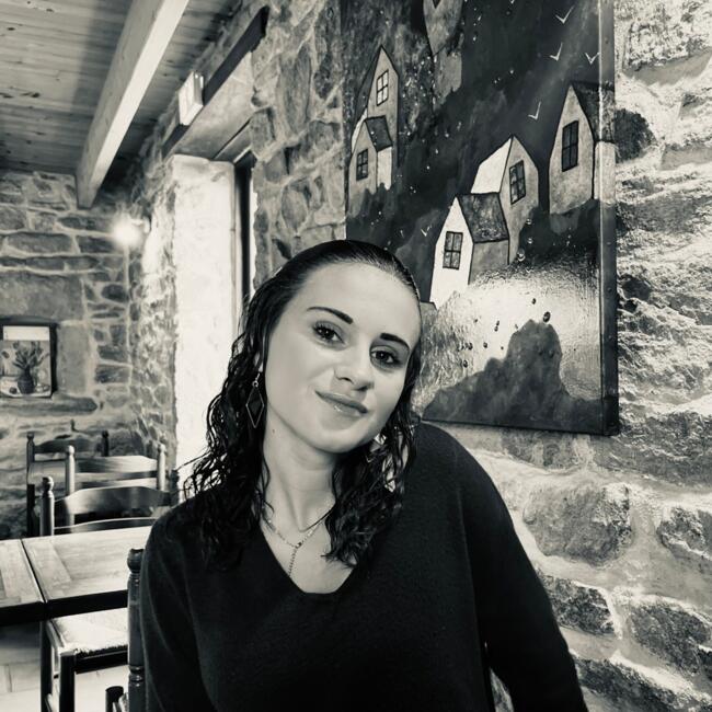 Babysitter in Villepreux: Amandine