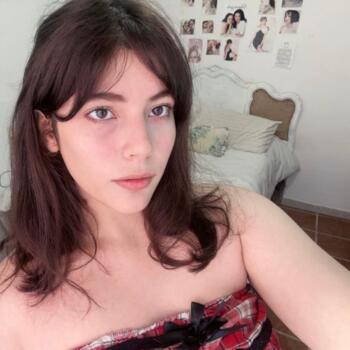 Babysitter in Laredo: Karime