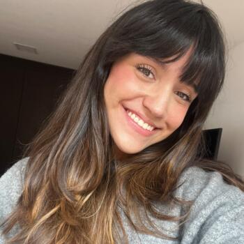 位於巴斯的臨時保母: Ana