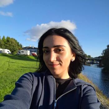 Babysitter in Glasgow: Negin