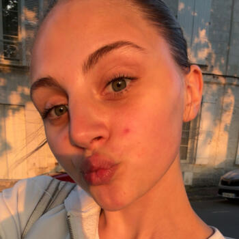 Babysitter in Saintes: Kellys