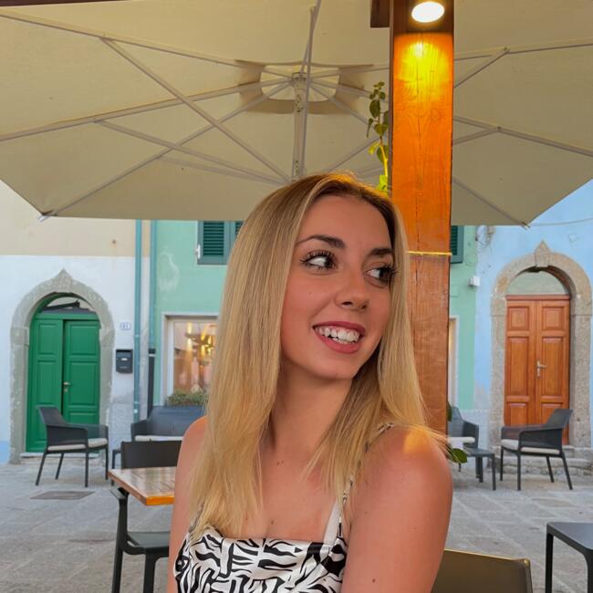 Babysitter a Roma: Giulia