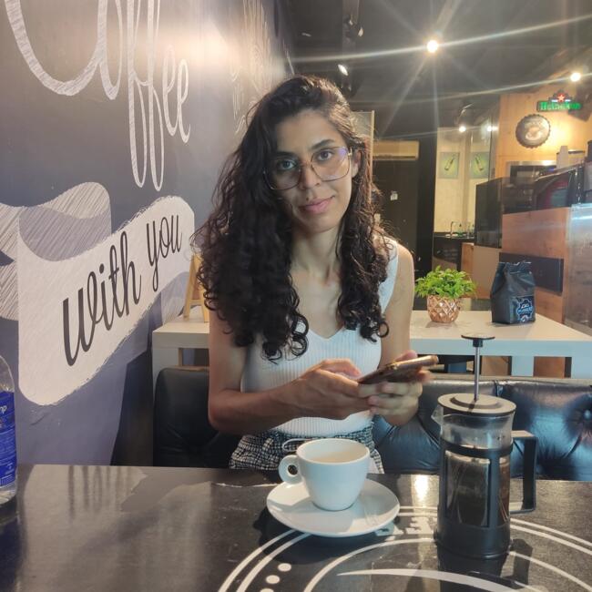 Babá em Brasília: Kelly