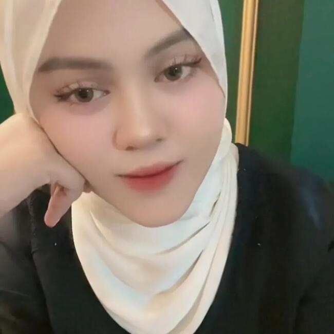 Babysitter di Kota Makassar: Nayla