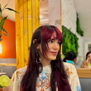 Babysitter Madrid: LIO AMELY