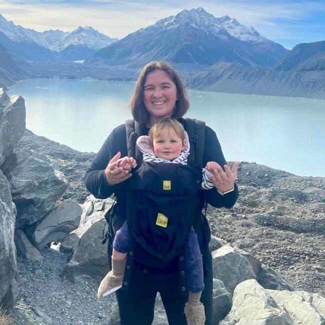 Babysitter in Dunedin: Naomi