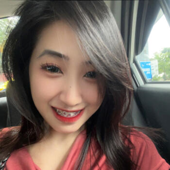 Pengasuh di Kepong: Bella