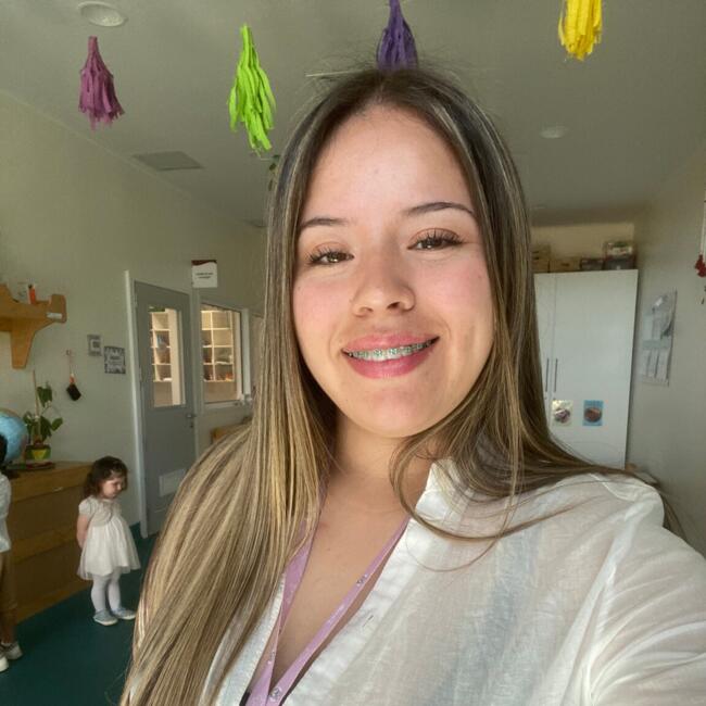 Babysitter in Villarrica: Thiara