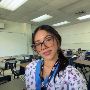 Babysitter in San Miguelito: Kathlyn