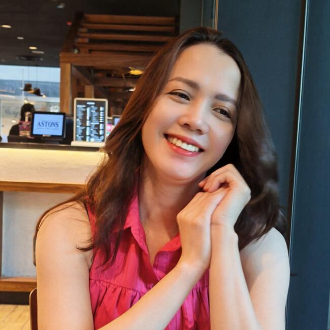 Babysitting job in Singapore Island: Tracy