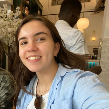 Babysitter in Porto: Júlia