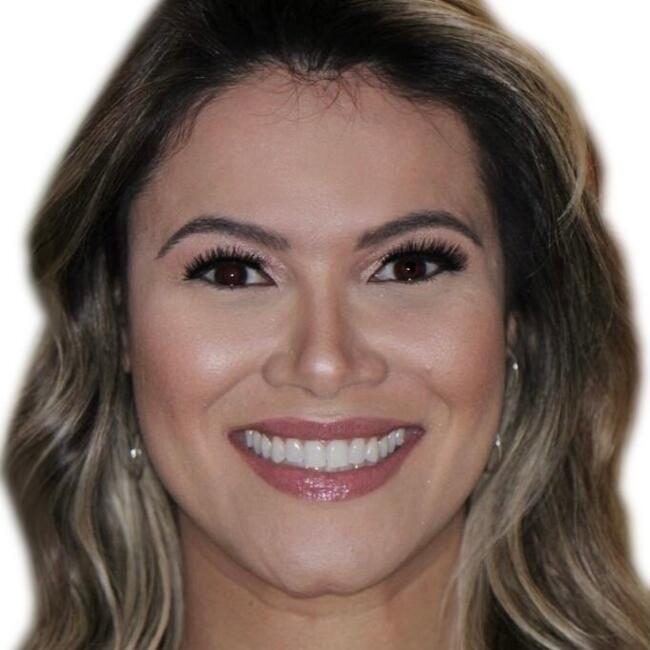 Emprego de babá em Cuiabá: Talita