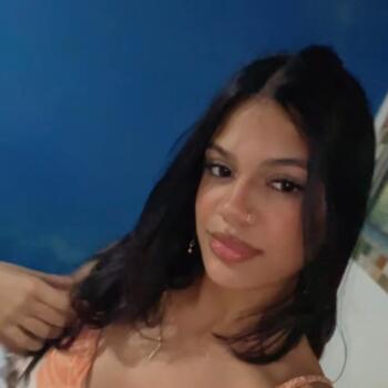 Babá em Recife: Larissa