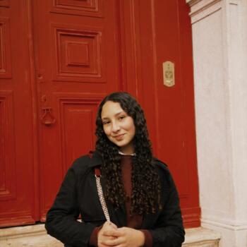 Babysitter Apelação: Hellen