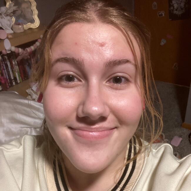 Babysitter in Des Moines (Iowa): Kari