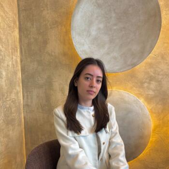 Babysitter in Draveil: Petronela