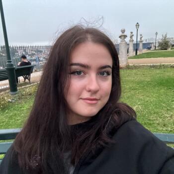 Babysitter em Almada: Eligia