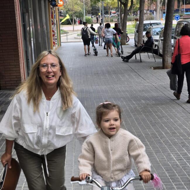 Canguro en Castelldefels: Mónica