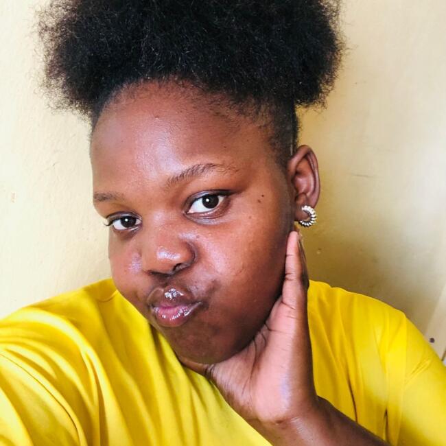 Babysitter in East London: Linamandla Vapi