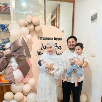 Babysitting job in Makassar: babysitting job Ghina