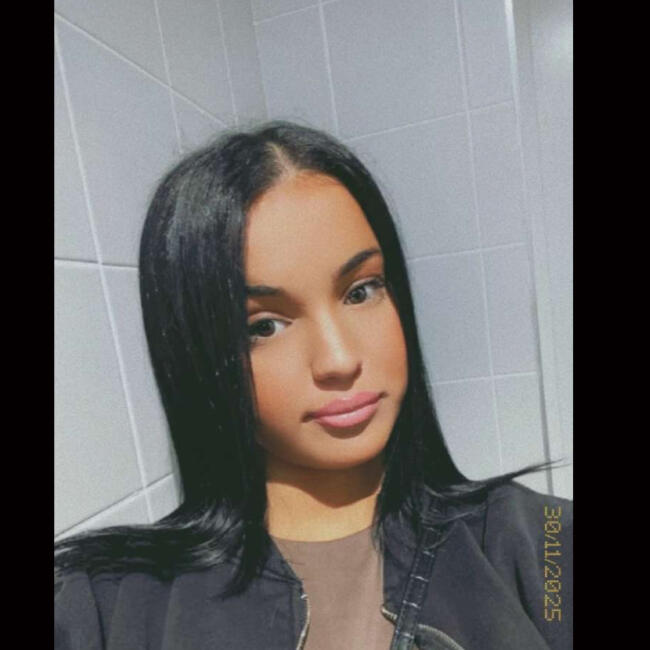 Babysitter in Corbeil-Essonnes: Melina