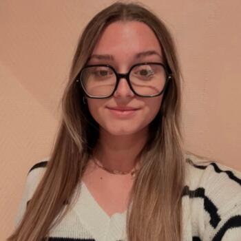 Babysitter in Grâce-Hollogne: Lea